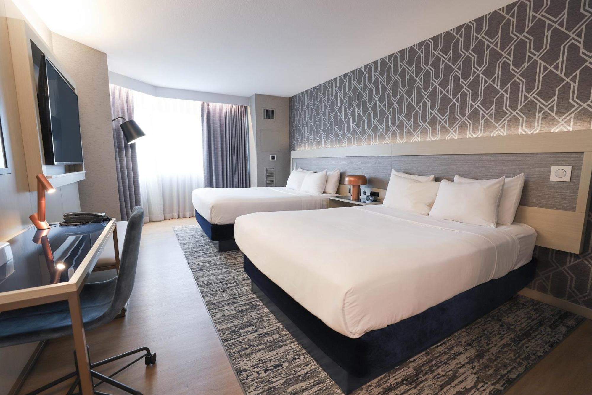 Radisson Plaza Hotel And Suites Kalamazoo Zewnętrze zdjęcie